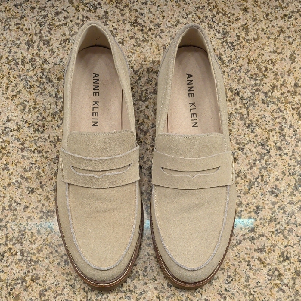 Anne Klein Women's Emmylou Lug Sole Loafers Size 10